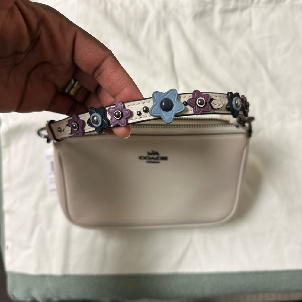 Authentic Coach Nolita 19 in chalk smooth leather! - Picture 12 of 14